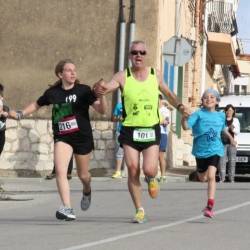 M�s de 120 runners participen als 10.000 del Perell�