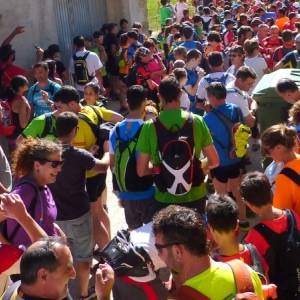 Prop de 1.000 participants a la 18a Travessia nocturna Fredes - Pals GR7