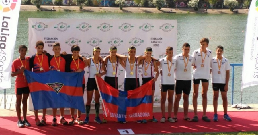 El Club N�utic Amposta aconsegueix una medalla de plata i dos de bronze