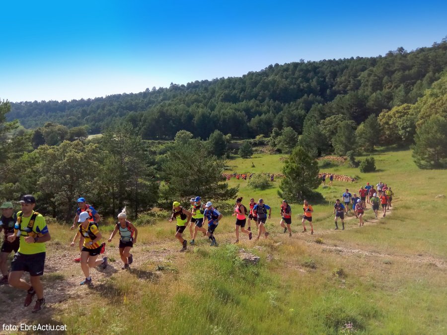 Celebrada la 22a Marxa nocturna Fredes-Pa�ls amb 550 participants | EbreActiu.cat, revista digital d&rsquo;oci actiu | Terres de l&rsquo;Ebre ...