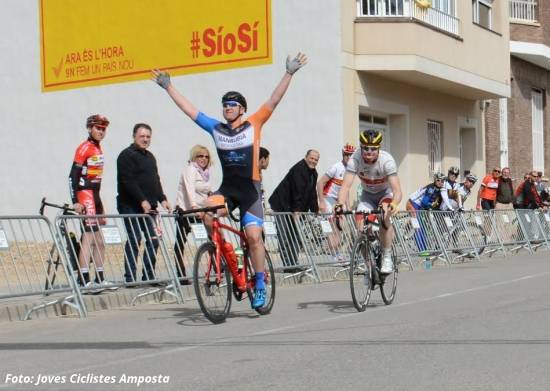 El castellonenc Gabriel Hern�ndez s&rsquo;emporta el 7� Trofeu de Ciclisme Ciutat d&rsquo;Amposta | EbreActiu.cat, revista digital d&rsquo;oci actiu | Terres de l&rsquo;Ebre ...