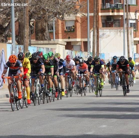 El castellonenc Gabriel Hern�ndez s&rsquo;emporta el 7� Trofeu de Ciclisme Ciutat d&rsquo;Amposta | EbreActiu.cat, revista digital d&rsquo;oci actiu | Terres de l&rsquo;Ebre ...