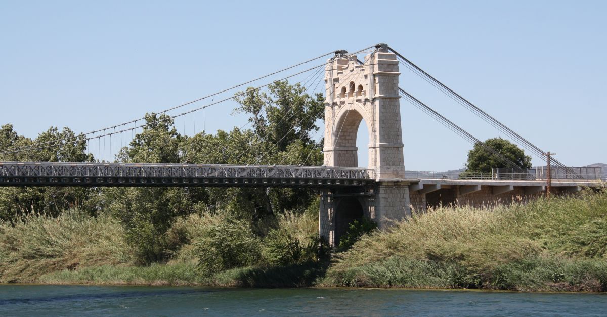 LAjuntament dAmposta explotar tursticament la memria histrica de la guerra civil espanyola