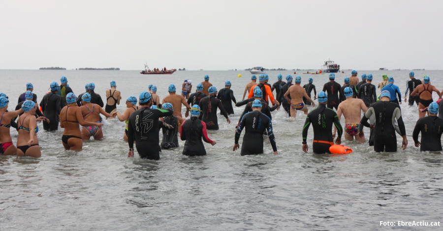 Celebrada una nova edici� de la Travessia del Xiringuito | EbreActiu.cat, revista digital d&rsquo;oci actiu | Terres de l&rsquo;Ebre ...
