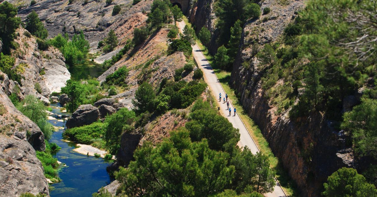 Aquest cap de setmana Bot inaugura el �Cicle Estacions� al voltant de les arts en viu, el vi, la gastronomia i el m�n rural | EbreActiu.cat, revista digital d&rsquo;oci actiu | Terres de l&rsquo;Ebre ...