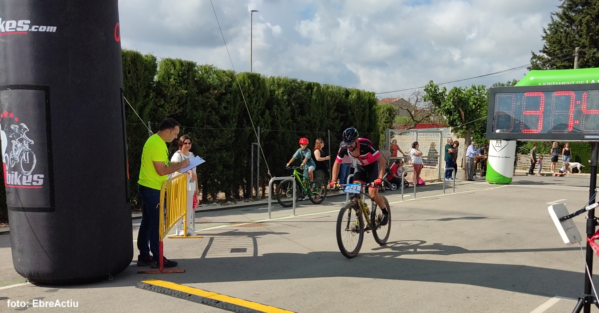 160 bikers participen a la 1a Mascarats Bike Race de la S�nia | EbreActiu.cat, revista digital d&rsquo;oci actiu | Terres de l&rsquo;Ebre ...