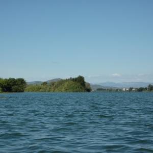 Illes de Gr�cia i Sapinya en caiac (riu Ebre)