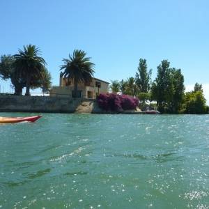 Illes de Gr�cia i Sapinya en caiac (riu Ebre)
