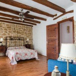 Ecoturismo Terra Alta - Alojamientos rurales Cal Tom�s y Ca la Leonor