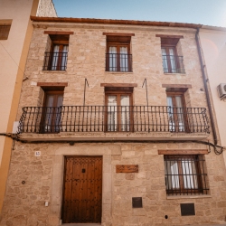 Ecoturismo Terra Alta - Alojamientos rurales Cal Tom�s y Ca la Leonor