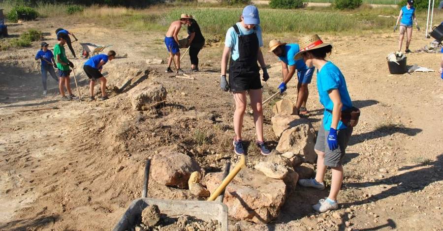 LAmpolla acull un Camp de Treball Internacional per recuperar hbitats aqutics per a amfibis de les Terres de lEbre