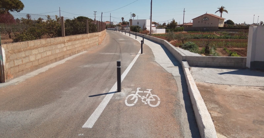 Un carril bici millora la connexi entre Alcanar i les Cases