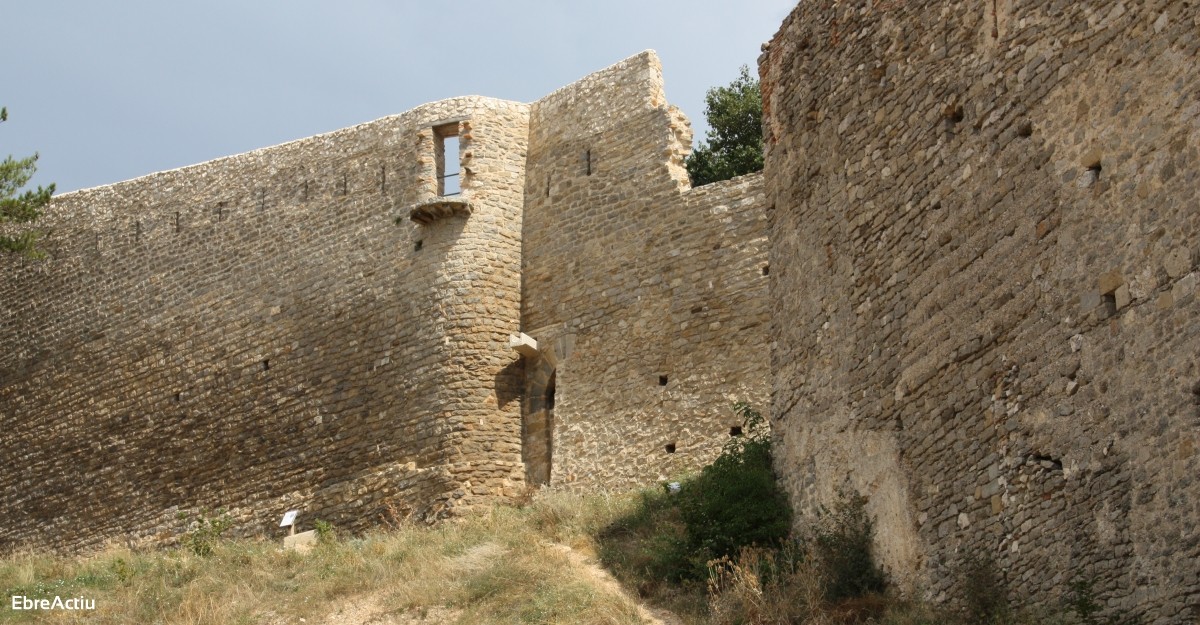El Castell de Morella estrena l’audioguia gratuta amb una aplicaci mbil | EbreActiu.cat, revista digital d’oci actiu | Terres de l’Ebre ...