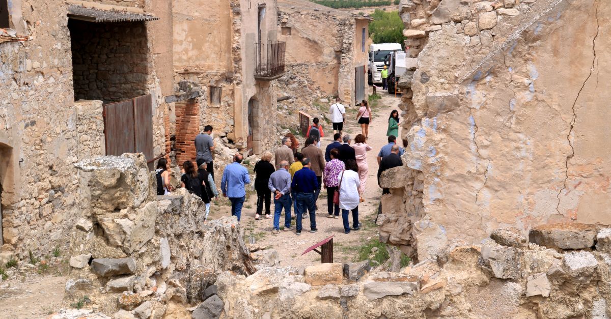 Comena la primera de nou fases de consolidaci del Poble Vell de Corbera dEbre