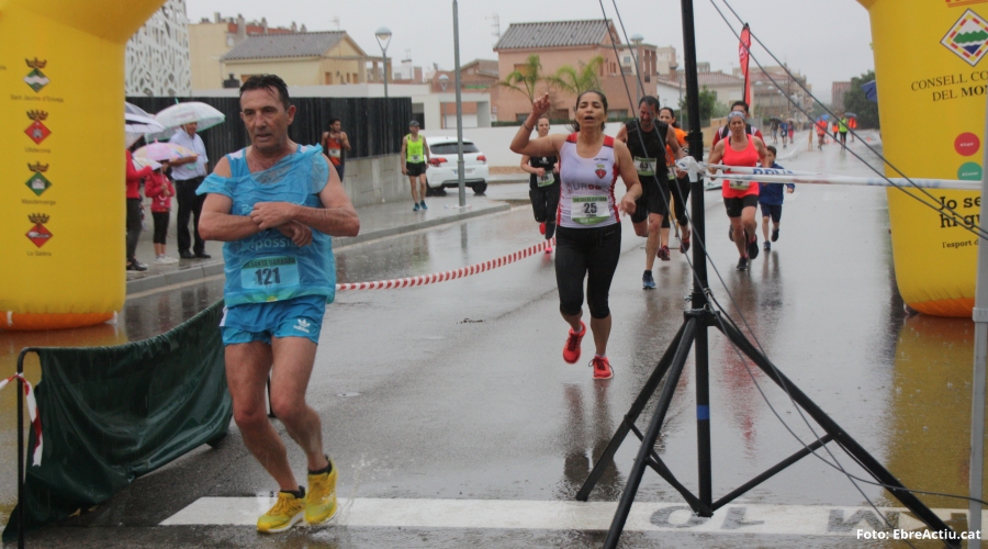 Els kenians Lkipkirui Langat i Gladys Kemboy guanyen els 10 k de Santa B�rbara | EbreActiu.cat, revista digital d&rsquo;oci actiu | Terres de l&rsquo;Ebre ...