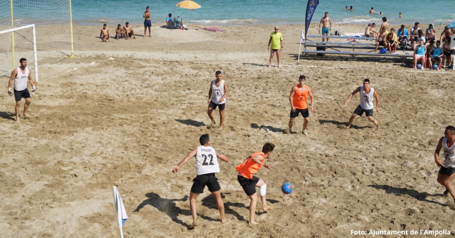 Cambrils Team, campi del XXI Open de Futbol Platja Ciutat de l’Ampolla