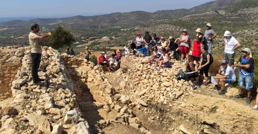 Es descobreix, per primera vegada, un espai dedicat al culte religiós al jaciment arqueològic de Sant Jaume d’Alcanar | EbreActiu.cat, revista digital d’oci actiu | Terres de l’Ebre ... Es descobreix, per primera vegada, un espai dedicat al culte religiós al jaciment arqueològic de Sant Jaume d’Alcanar | EbreActiu.cat, revista digital d’oci actiu | Terres de l’Ebre ...
