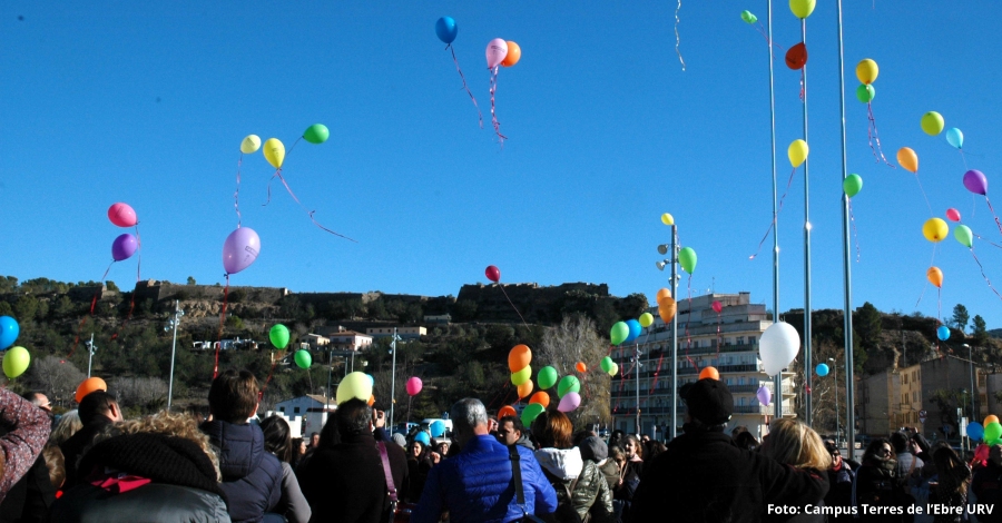 xit de participaci en la caminada solidria del campus Terres de l’Ebre en benefici de la Marat de TV3 | EbreActiu.cat, revista digital d’oci actiu | Terres de l’Ebre ...