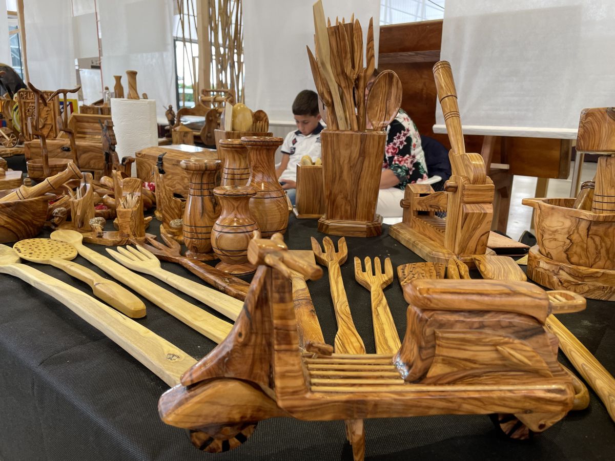 Rcord de visitants i expositors a la XV edici de la Fira d’Artesania de la Fusta i el Moble de la Snia | EbreActiu.cat, revista digital d’oci actiu | Terres de l’Ebre ...