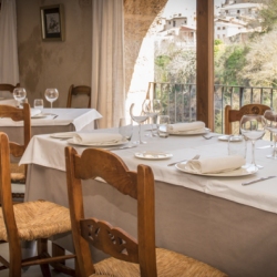 HOTEL-RESTAURANTE LA F�BRICA DE SOLFA<br>Beceite