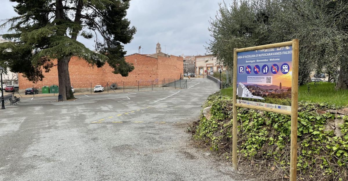 Falset inaugura la nova rea d’autocaravanes | EbreActiu.cat, revista digital d’oci actiu | Terres de l’Ebre ...