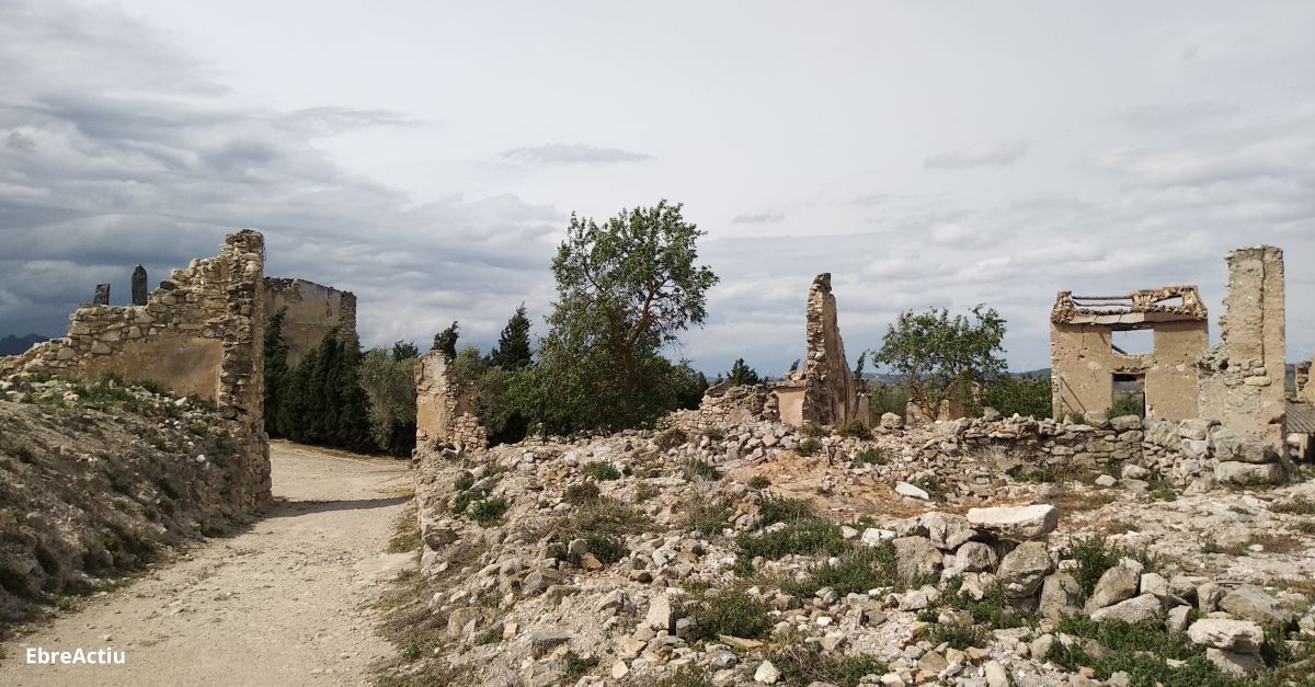 Batalla monumental triar aquest dijous el nou monument favorit de Catalunya | EbreActiu.cat, revista digital d’oci actiu | Terres de l’Ebre ...