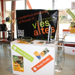 Bona acollida de la primera edici� de Fira Actiu Natura de M�ra la Nova