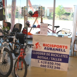 Bona acollida de la primera edici� de Fira Actiu Natura de M�ra la Nova