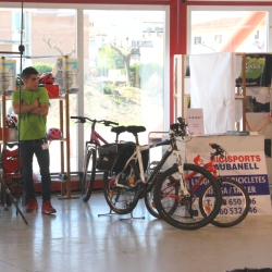 Bona acollida de la primera edici� de Fira Actiu Natura de M�ra la Nova