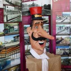 Bona acollida de la primera edici� de Fira Actiu Natura de M�ra la Nova