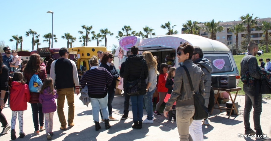 El Festival FoodTrucks dAmposta samplia dos dies