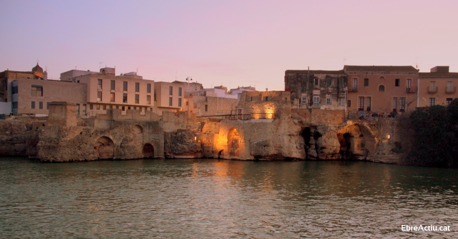 Amposta estrena la il·luminació de la restaurada façana fluvial | EbreActiu.cat, revista digital d’oci actiu | Terres de l’Ebre ... Amposta estrena la il·luminació de la restaurada façana fluvial | EbreActiu.cat, revista digital d’oci actiu | Terres de l’Ebre ...