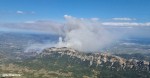 Els Bombers treballen en un incendi forestal al barranc de l&rsquo;Infern, a Pa�ls (actualitzaci�: 11/7/2025 a les 7:32)