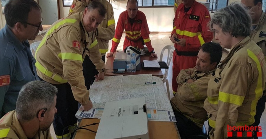 Durant la nit s’ha treballat intensament en l’extenció de l’incendi de la Ribera d’Ebre | EbreActiu.cat, revista digital d’oci actiu | Terres de l’Ebre ... Durant la nit s’ha treballat intensament en l’extenció de l’incendi de la Ribera d’Ebre | EbreActiu.cat, revista digital d’oci actiu | Terres de l’Ebre ...