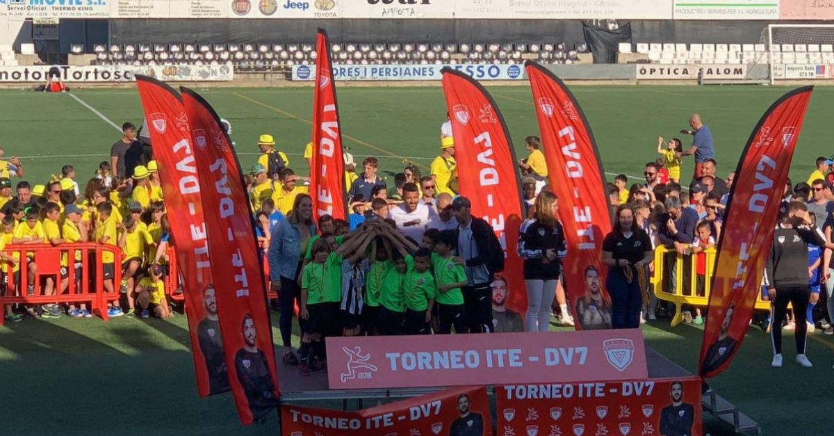 El Torneig Internacional de Futbol Base David Villa atrau ms de 5.000 turistes a Amposta