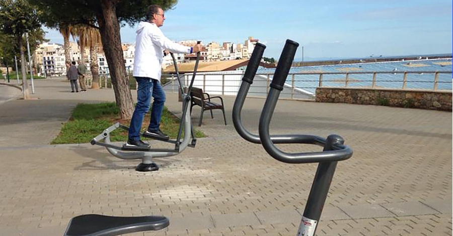 LAmetlla de Mar estrena una zona per poder fer gimnstica suau