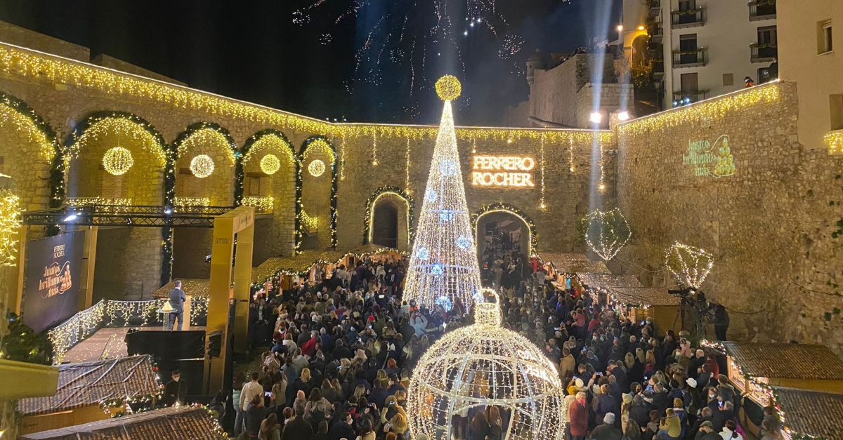 Penscola inaugura avui el Nadal amb l’espectacle Drone Light Show | EbreActiu.cat, revista digital d’oci actiu | Terres de l’Ebre ...