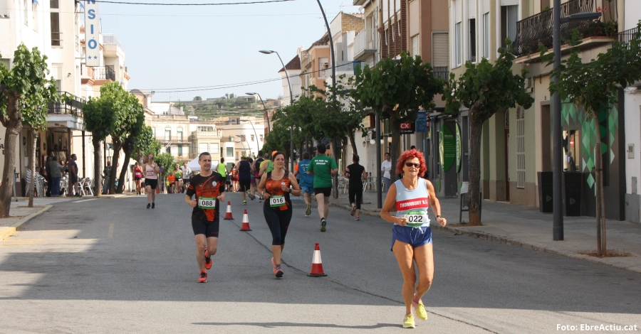 Lluisma Mas i Yolanda Larrosa guanyen els 10.000 del Perell� | EbreActiu.cat, revista digital d&rsquo;oci actiu | Terres de l&rsquo;Ebre ...