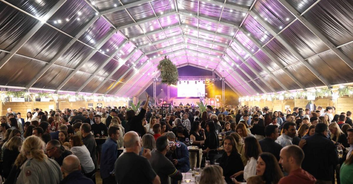 Mescla trenca records d’assistència i de participació amb més de 67.000 degustacions venudes | EbreActiu.cat, revista digital d’oci actiu | Terres de l’Ebre ... Mescla trenca records d’assistència i de participació amb més de 67.000 degustacions venudes | EbreActiu.cat, revista digital d’oci actiu | Terres de l’Ebre ...