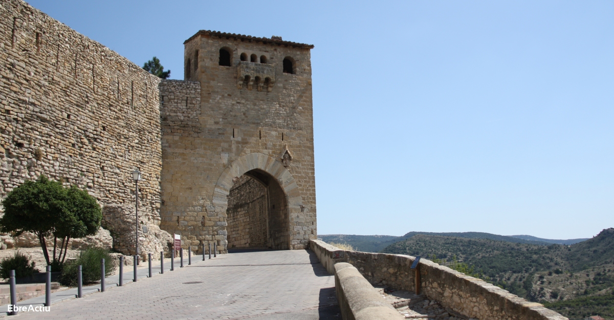 Morella es prepara per un interessant pont del Pilar