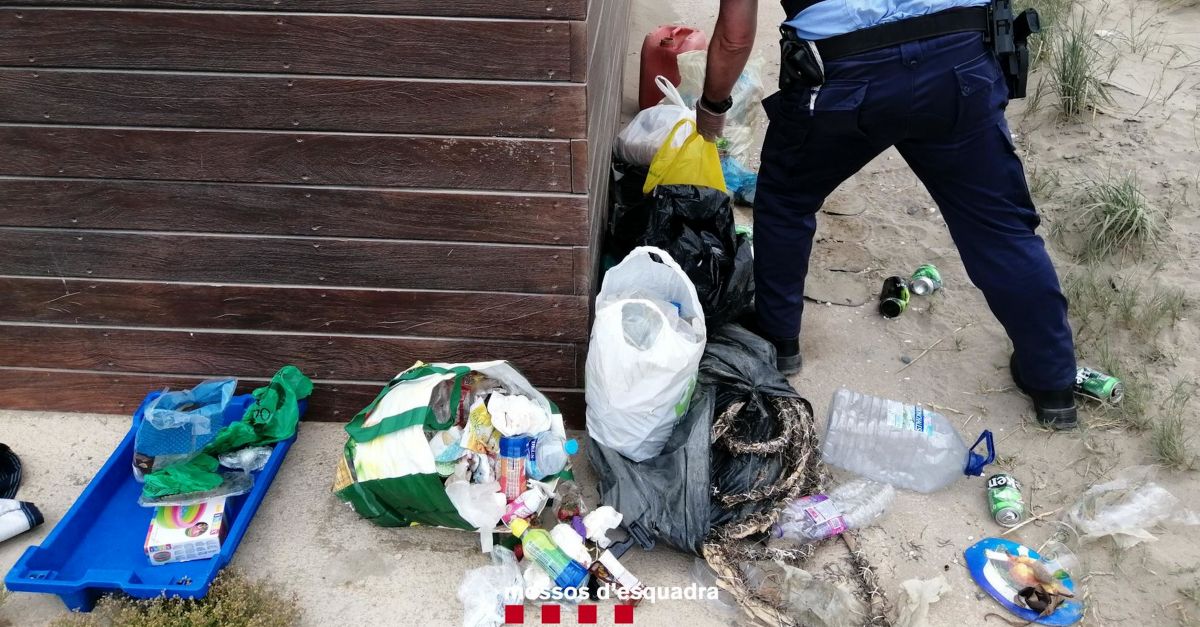 Els Mossos d’Esquadra denuncien un home per abocar escombraries a la barra del Trabucador | EbreActiu.cat, revista digital d’oci actiu | Terres de l’Ebre ...