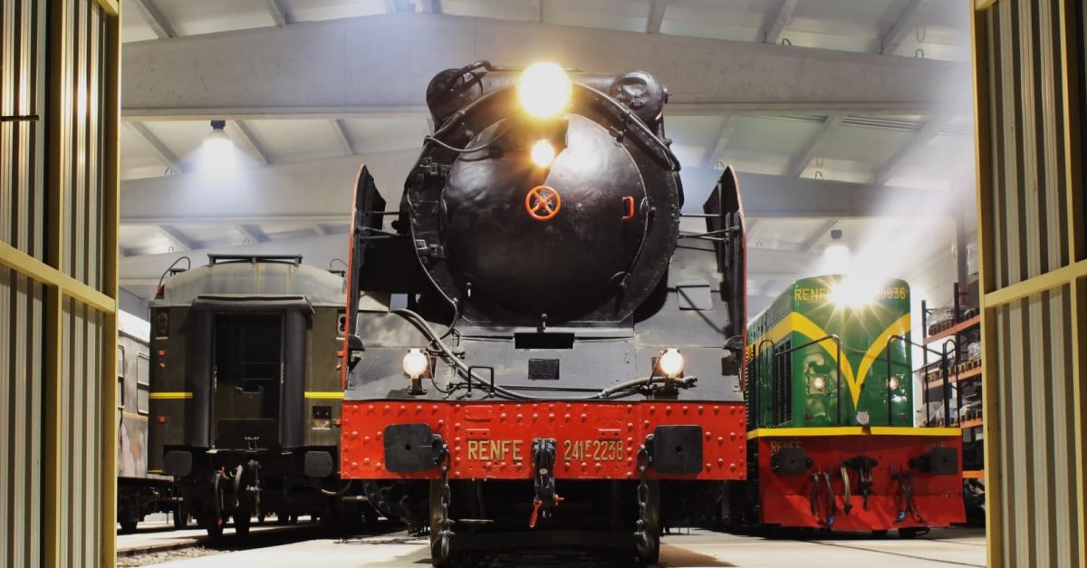 El Museu del Ferrocarril de Mra la Nova incorpora dues locomotores histriques