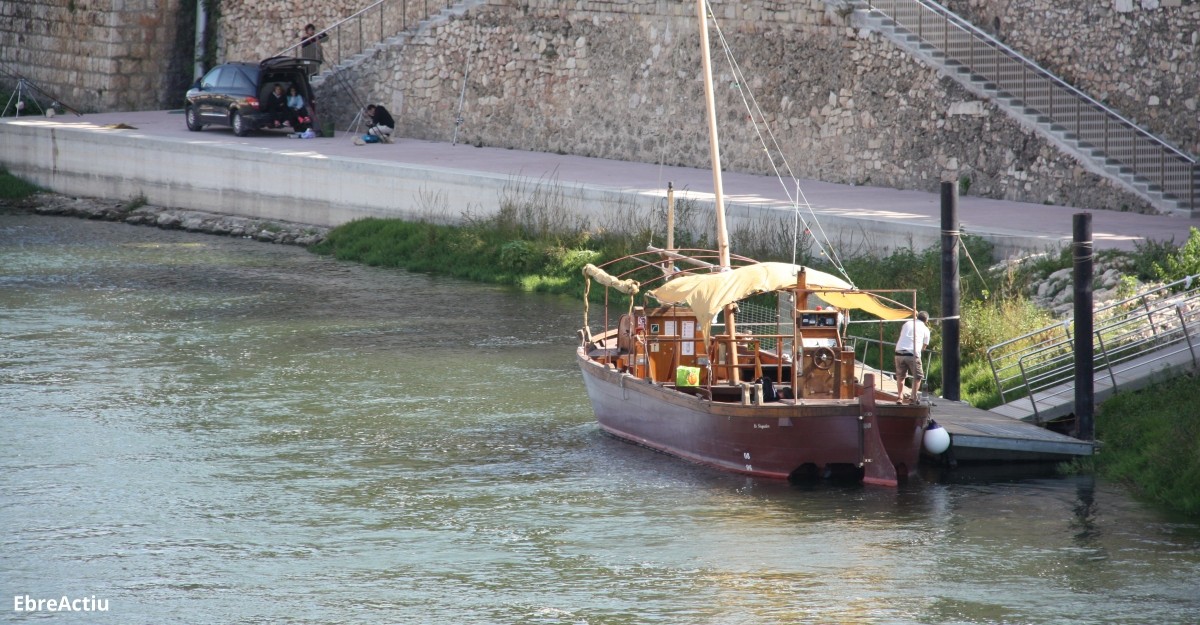 Navegant per l&rsquo;Ebre a bord d&rsquo;un llagut | EbreActiu.cat, revista digital d&rsquo;oci actiu | Terres de l&rsquo;Ebre ...