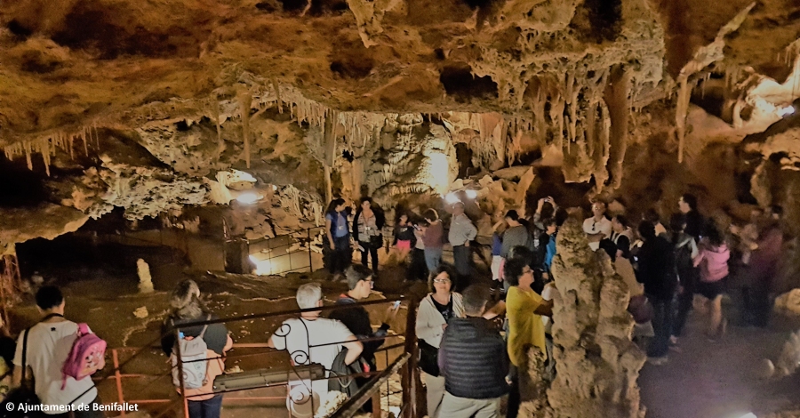 Creix el nombre de visitants a les Coves Meravelles de Benifallet