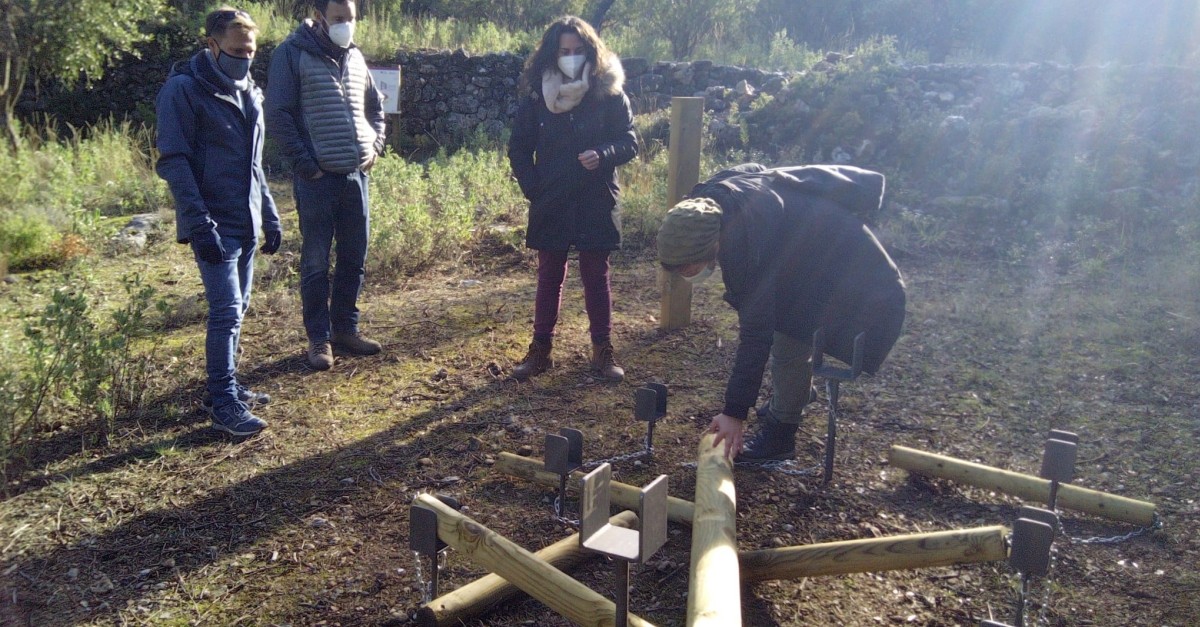 Itinerari per lentorn del Mas de Burot, a Horta de Sant Joan