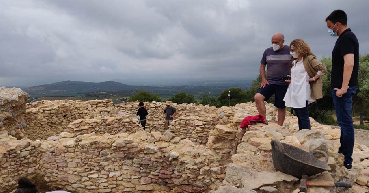 Nova campanya d’excavacions al poblat iber del Puig de la Misericrdia de Vinars | EbreActiu.cat, revista digital d’oci actiu | Terres de l’Ebre ...