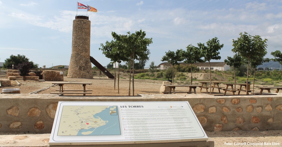 La Torre de la Candela de l’Aldea estrena senyalitzaci interpretativa de les torres de defensa de l’Ebre | EbreActiu.cat, revista digital d’oci actiu | Terres de l’Ebre ...