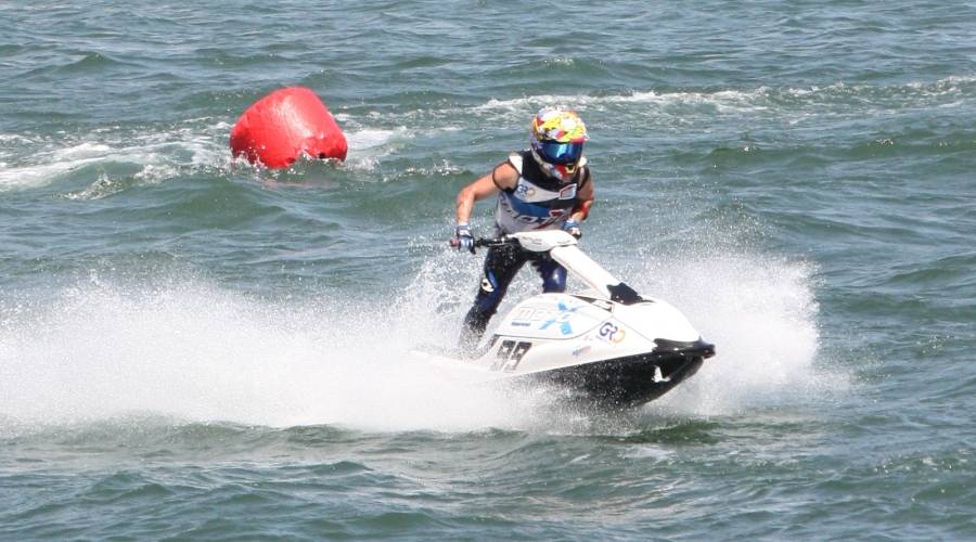 L&rsquo;ampost� Jordi Tom�s, campi� de Catalunya de motos aqu�tiques | EbreActiu.cat, revista digital d&rsquo;oci actiu | Terres de l&rsquo;Ebre ...