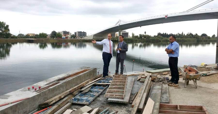 El gerent de Ports visita les obres de l�embarcador de Sant Jaume d�Enveja 