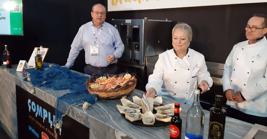 La XVII Diada del Llagost� reparteix 1.200 tapes del producte estrella de la R�pita | EbreActiu.cat, revista digital d&rsquo;oci actiu | Terres de l&rsquo;Ebre ...